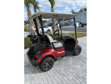 Enjoy care-free paradise living in this RARE & NEWER CABANA BAY on LPGA International Golf Course in Florida - for sale on GolfHomes.com, golf home, golf lot