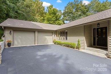 Stunning 3 bedroom/2.5 bath home in prestigious Kenmure, a gated on Kenmure Country Club in North Carolina - for sale on GolfHomes.com, golf home, golf lot