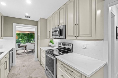 Boca West Beauty. This stunning 1,680 sq. ft 3/2.5 in Willow on Boca West Golf and Country Club in Florida - for sale on GolfHomes.com, golf home, golf lot