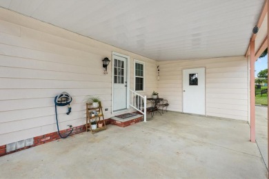 NO BOND, NO CDD! Updated 2/2 home in the Village of Orange on El Diablo Executive Golf Course in Florida - for sale on GolfHomes.com, golf home, golf lot