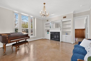 Welcome to this FABULOUS custom executive home offering on Buffalo Creek Golf Club in Texas - for sale on GolfHomes.com, golf home, golf lot