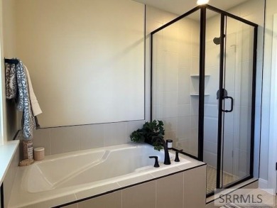 I'm excited to introduce you to Copper Creek Homes' Twin Peaks on Sage Lakes Municipal Golf Course in Idaho - for sale on GolfHomes.com, golf home, golf lot