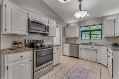 Nestled on a quiet cul-de-sac near Branchwood Rec Center and the on Bella Vista Country Club - Highlands in Arkansas - for sale on GolfHomes.com, golf home, golf lot