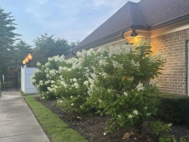 Charming light-filled home with an open floorplan nestled in a on  in Tennessee - for sale on GolfHomes.com, golf home, golf lot