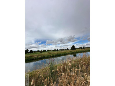 PREMIER PRE-BUILD OPPORTUNITY backing onto Sage Lakes Golf on Sage Lakes Municipal Golf Course in Idaho - for sale on GolfHomes.com, golf home, golf lot