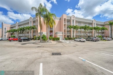 55+ gated Community in the Prestigious Islands, with 2 bedrooms on Sunrise Lakes Phase IV Golf Course in Florida - for sale on GolfHomes.com, golf home, golf lot