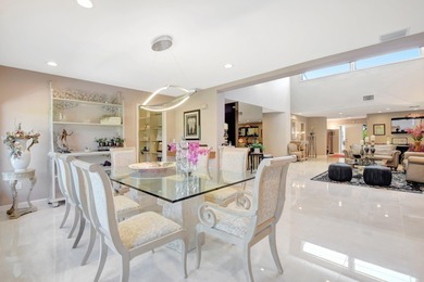 Welcome to the Villas of Hampshire boasting 3 bedrooms and 3 on Hunters Run Golf and Country Club in Florida - for sale on GolfHomes.com, golf home, golf lot