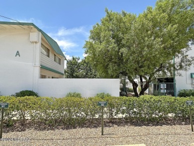 New reduced price! Charming 2 Bed/1.5 Bath Co-op Condo in on Randolph Park Golf Courses in Arizona - for sale on GolfHomes.com, golf home, golf lot