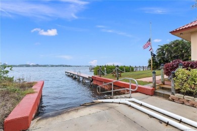 Stunning renovated condo w/ impact windows and unlimited golf in on Monterey Yacht and Country Club in Florida - for sale on GolfHomes.com, golf home, golf lot