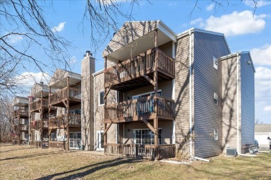 Main-floor condo with no steps! Enjoy stunning views of on Fox Run Golf Course in Iowa - for sale on GolfHomes.com, golf home, golf lot