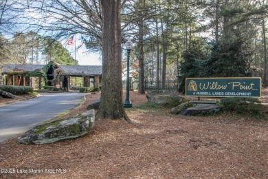 Welcoming Cottage in Willow Point! on Willow Point Golf and Country Club in Alabama - for sale on GolfHomes.com, golf home, golf lot