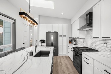 Enjoy refined golf-course living on the 6th green in this on Crestview Hills Golf Course in Oregon - for sale on GolfHomes.com, golf home, golf lot