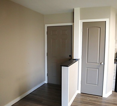 Updated 3 bedroom, 1 bathroom home only blocks from a golf on Sweetwater Country Club in Texas - for sale on GolfHomes.com, golf home, golf lot