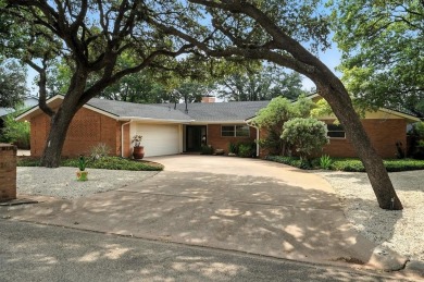 24 Club Terrace on Sweetwater Country Club in Texas - for sale on GolfHomes.com, golf home, golf lot