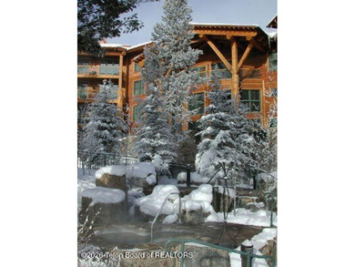 >>Fixed PRE-CHRISTMAS WEEK 50 & Floating Fall Week 44 including on Shooting Star of Jackson Hole in Wyoming - for sale on GolfHomes.com, golf home, golf lot