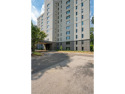 Spacious 1-Bedroom Condo in Recently Renovated Country Club for sale in Memphis Tennessee Shelby County County on GolfHomes.com