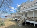 Lakeside Haven on Toledo Bend Escape to this charming 1 story, Texas