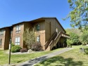 Very nice lower level condo in a gated Lake Cumberland community for sale in Bronston Kentucky Pulaski County County on GolfHomes.com