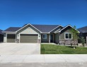 The Lamar floor plan by PIONEER HOMES, offers 3 bedrooms, 2 for sale in Nampa Idaho Canyon County County on GolfHomes.com