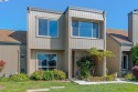 Cozy 3-bedroom townhome in Garden Isle.   The open floor plan for sale in Alameda California Alameda County County on GolfHomes.com