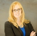 Sara Varner with Platinum Key Real Estate in IL advertising on GolfHomes.com