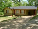 Clean and Move-In Ready, updated in 2023, new roof April 2024 for sale in Horseshoe Bend Arkansas Izard County County on GolfHomes.com