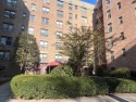 This charming and beautifully renovated 2-bedroom apartment in for sale in Woodhaven New York Queens County County on GolfHomes.com