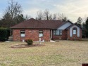 In the heart of Mtn Home All brick 3 bedroom/2.5 bath home for sale in Mountain Home Arkansas Baxter County County on GolfHomes.com