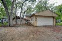 Nestled along the serene waterfront!, Texas