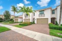 Come see this beautiful Bonaire townhome, featuring contemporary for sale in Boca Raton Florida Palm Beach County County on GolfHomes.com