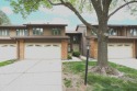 Don't miss this exceptional bright and beautiful spaious for sale in Mount Prospect Illinois Cook County County on GolfHomes.com