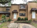 Golf lover special! This stately 2 bedroom 2.5 bath townhouse for sale in Tallahassee Florida Leon County County on GolfHomes.com