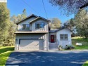 Welcome to the Gateway to Yosemite, Groveland! This 3 bedroom 2, California