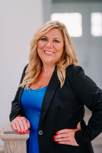 Trish Ford on GolfHomes.com