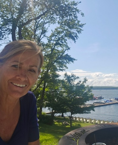 Linda Hanf on GolfHomes.com