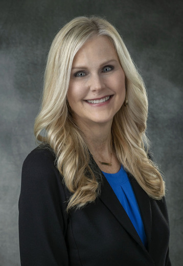 Julie Davis on GolfHomes.com