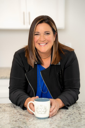 Deb Paton-Showley on GolfHomes.com